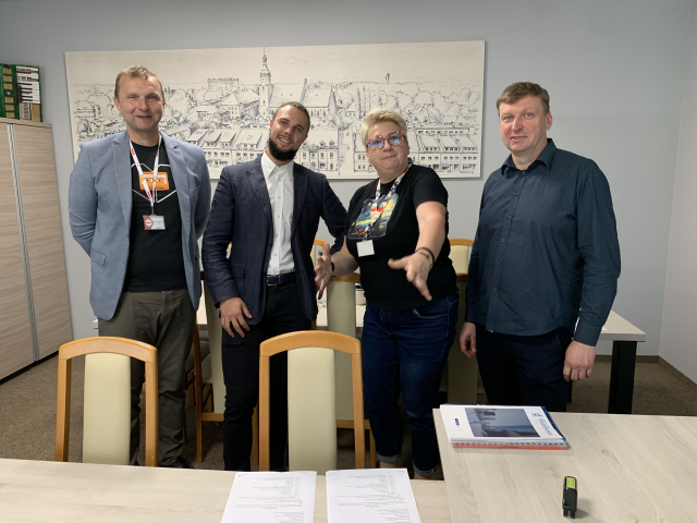 Zespół pracujący nad projektem LOKATOR